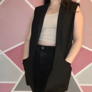 sleeveless black blazer